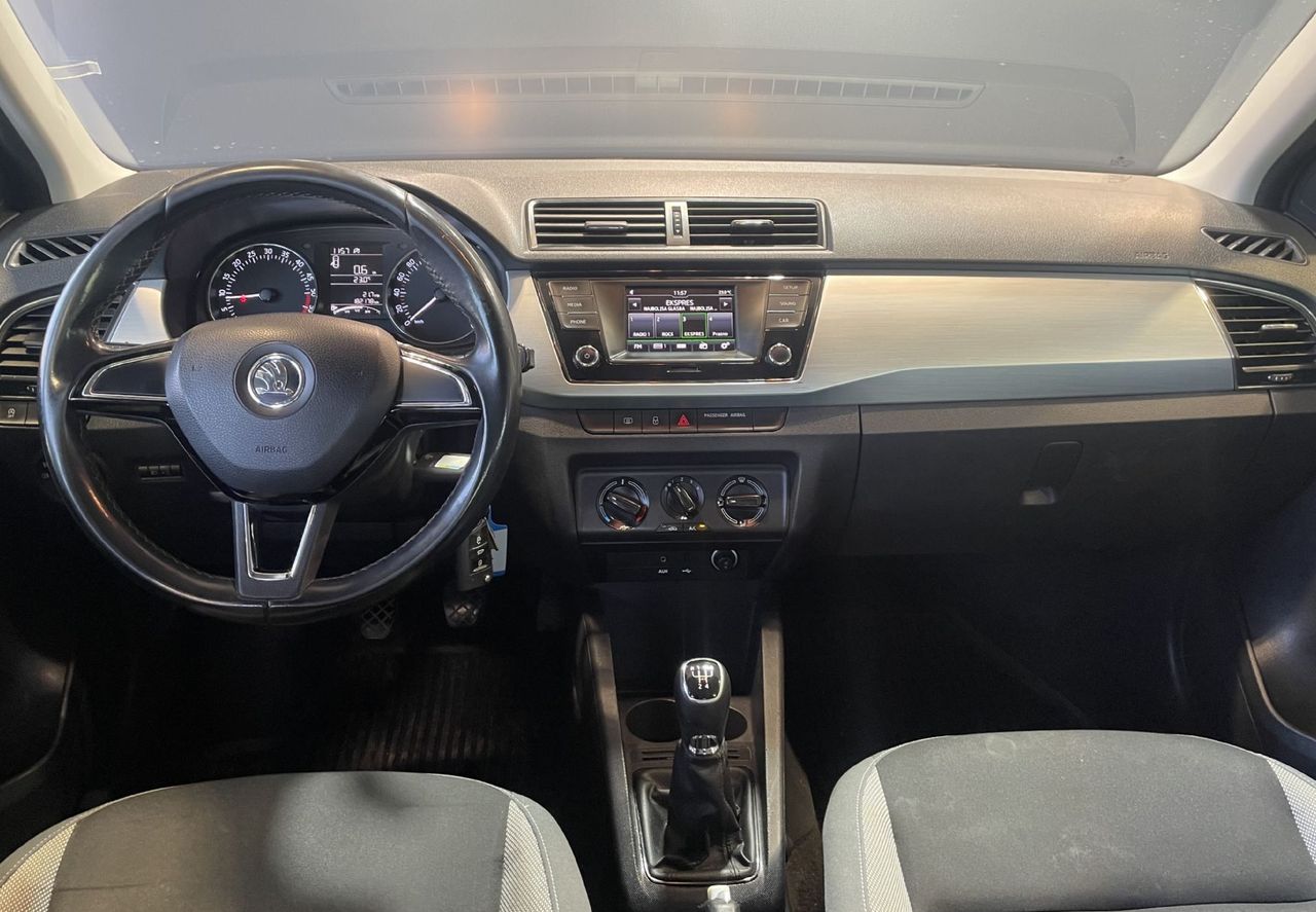 Zunanja slika - Škoda Fabia - 1.4TDI-KLIMA-TEMPOMAT-TOUCH SCREEN - 11