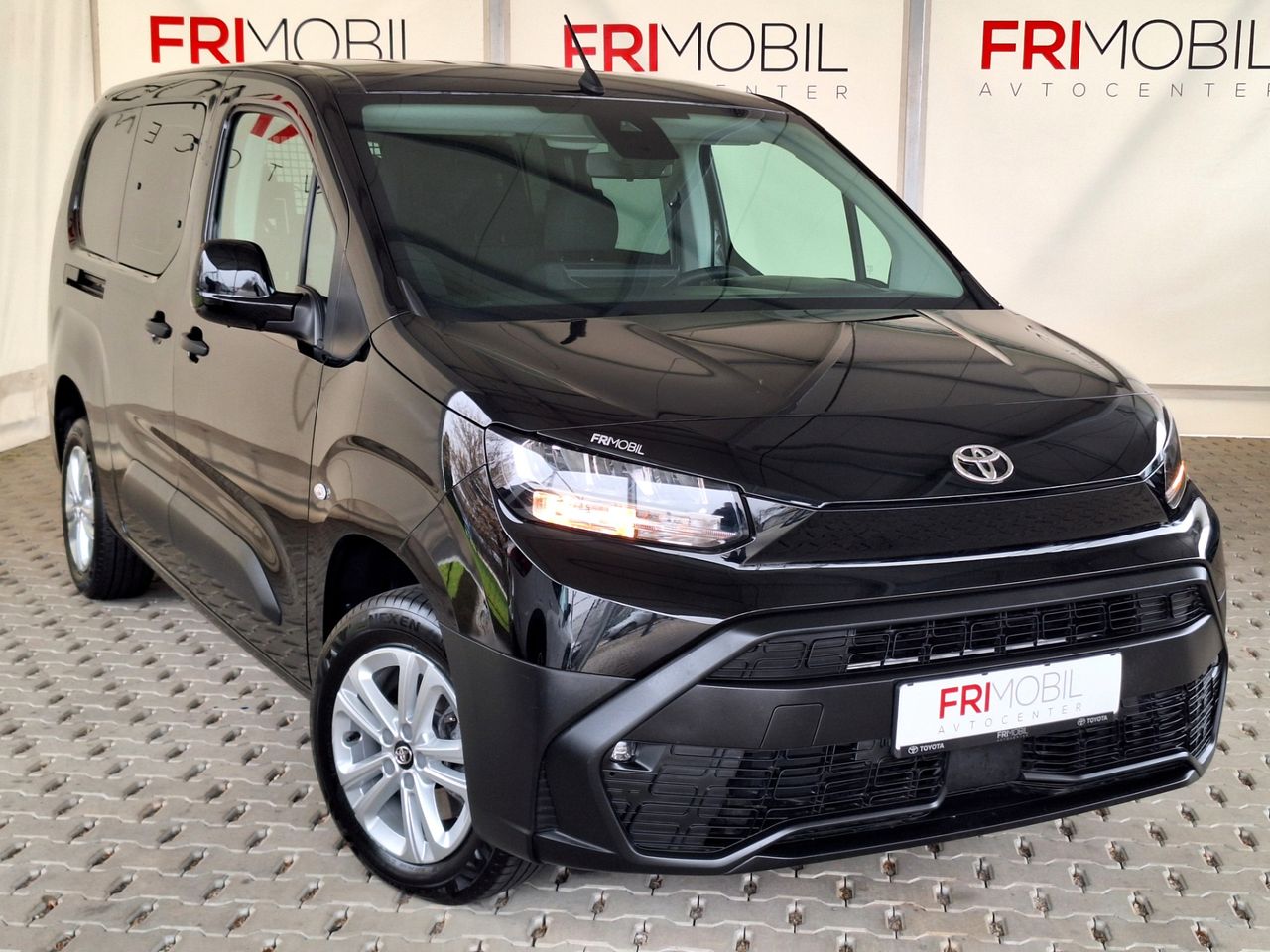 Zunanja slika - Toyota Proace - City Verso 1.5 D-4D Family 96kW - 2