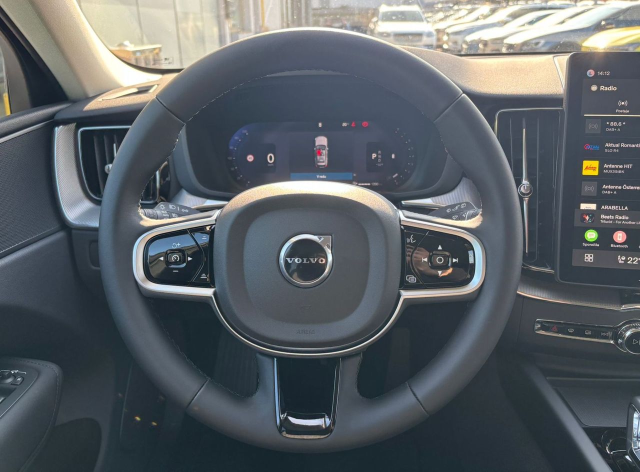 Zunanja slika - Volvo XC60 - B5 AWD Mild hybrid Petrol - 10