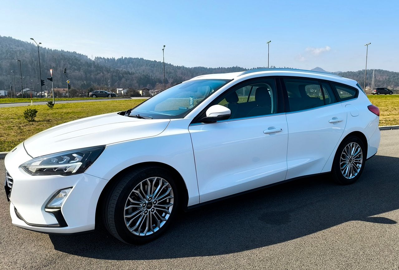 Zunanja slika - Ford Focus - 2.0 TDCI 150km avt-FULLED-RADAR-EL.KLJUKA - 3