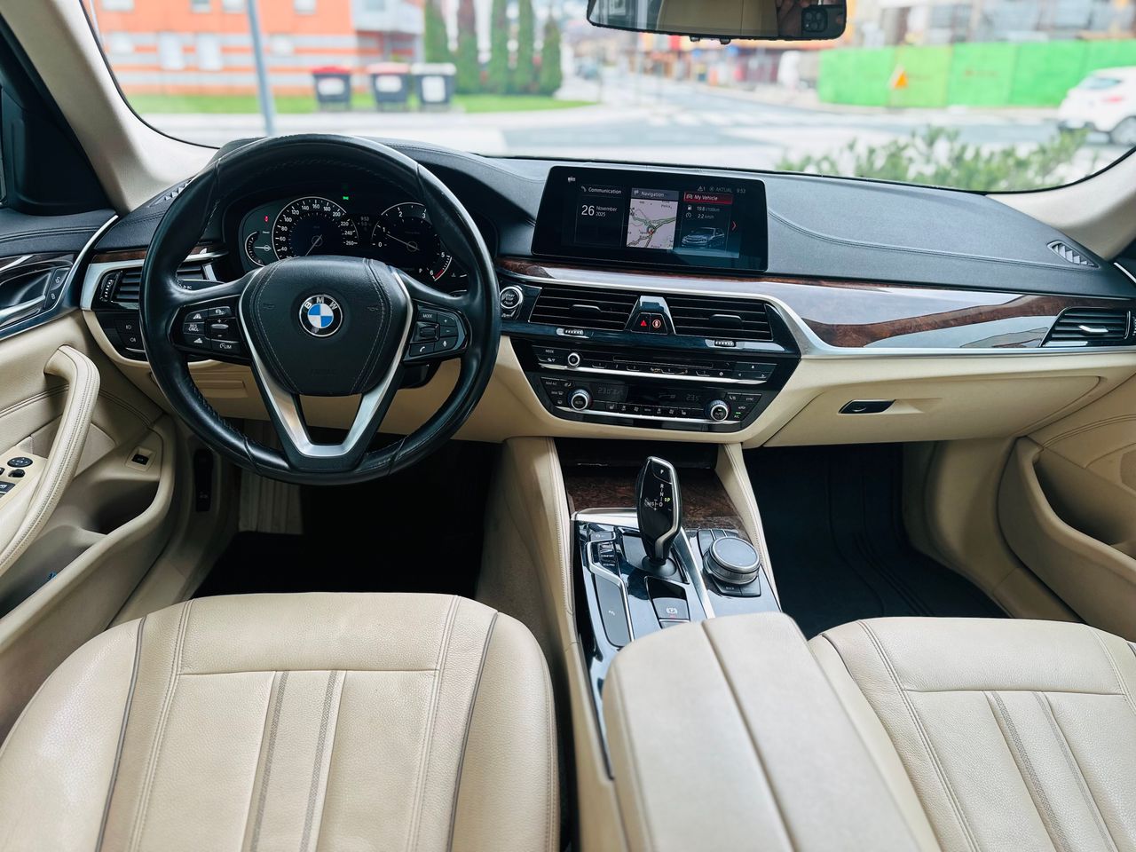 Zunanja slika - BMW serija 5 Touring - Serija 5 520d Luxury Line  I Head Up  I RADAR - 15