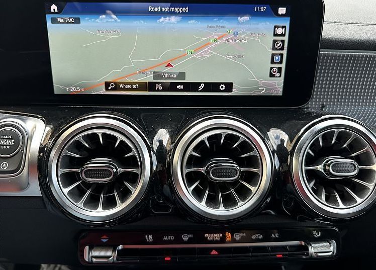 Zunanja slika - Mercedes-Benz GLB-Razred - GLB 200d-AVT.-MULTIBEAM LED-WIDESCREEN-18COL-NAVI - 14