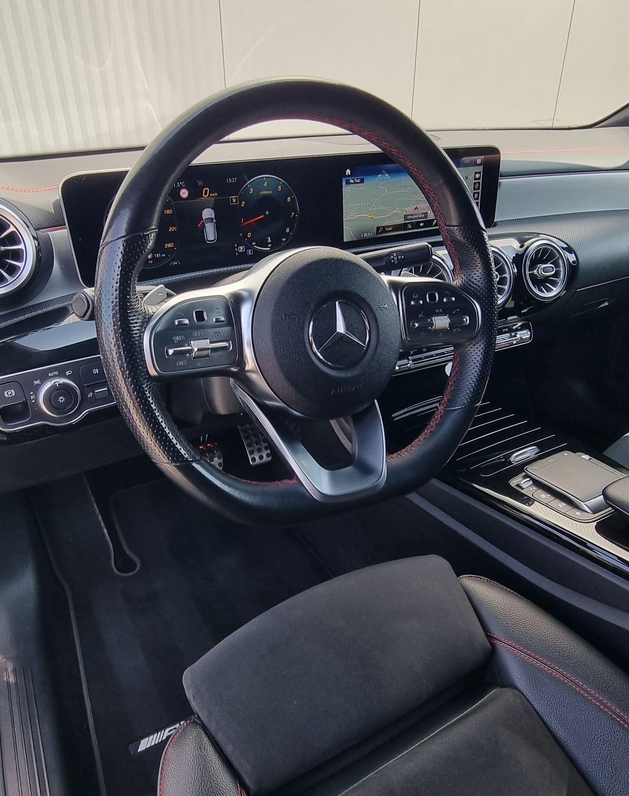 Notranja slika - Mercedes-Benz CLA-Razred - CLA 200 Shooting Brake AMG Line Avt. - 11