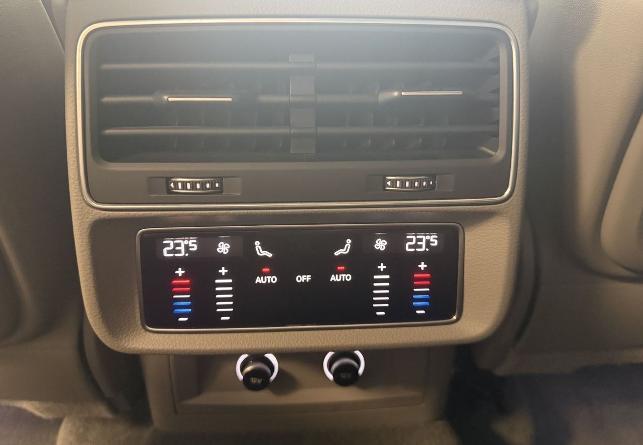 Zunanja slika - Audi Q8 - 50 TDI QUATTRO-S-LINE -PANORAMA-ZRAČNO-360¨ KAMER - 19