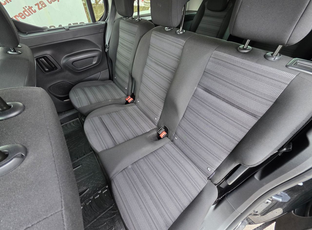 Zunanja slika - Opel Combo - 1.5D 96KW S S L2H1P1 7 SEDEŽEV-SLOVENSKI-SAMO77099 - 13