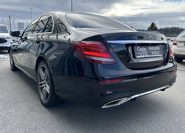 Zunanja slika - Mercedes-Benz E-Razred - E 200 | AUT | LED | NAVI | - 7