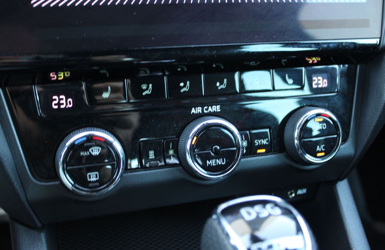 Zunanja slika - Škoda Octavia - RS 2.0 TDI 4x4 DSG 135 kW TEMPO GRET EL SED NAVI - 9