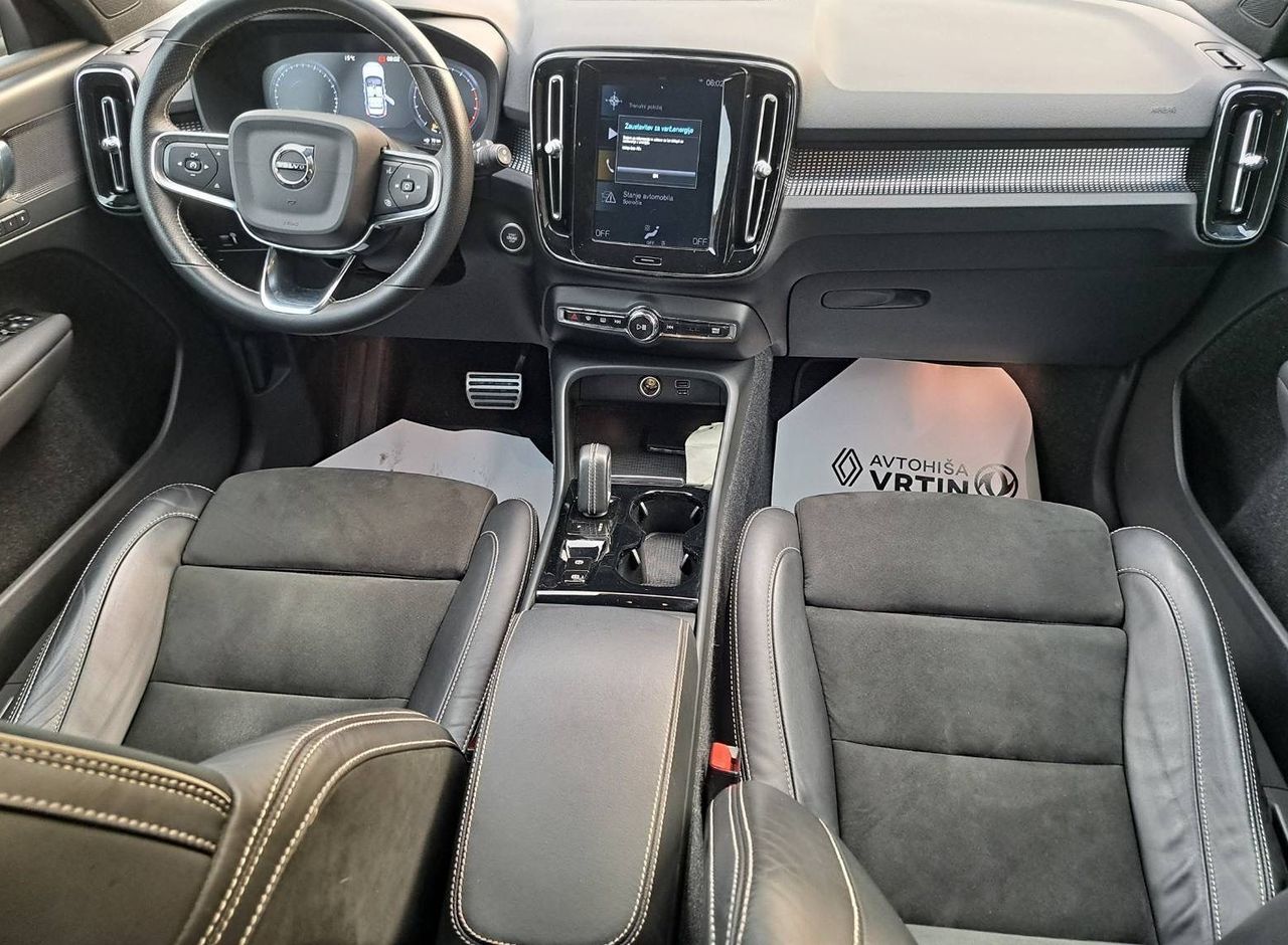 Zunanja slika - Volvo XC40 - T3 AUT R-Design Z ENOLETNIM JAMSTVOM - 6