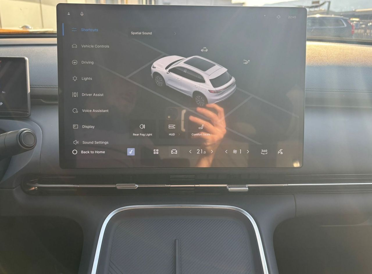 Zunanja slika - Geely StarRay - EM-i 1.5 PHEV 7DCT MAX OPREMA - 13