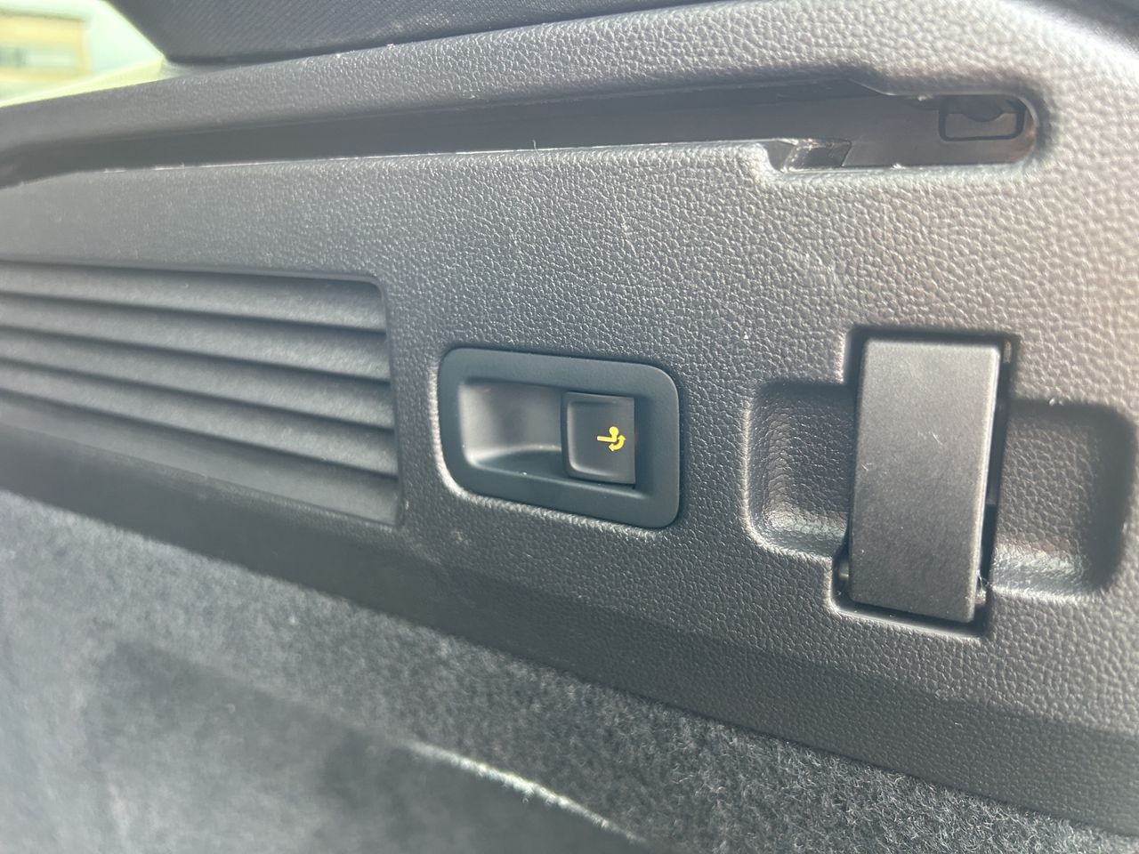 Zunanja slika - VW Arteon - 4motion 2,0 TDI R-Line DSG - 19