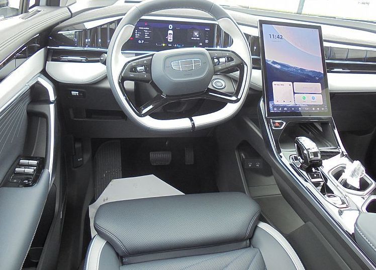 Zunanja slika - Geely StarRay - 2.0 TD 8A T AWD GF+ - 8