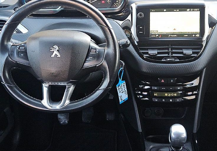 Zunanja slika - Peugeot 2008 - 1.2  ALLURE 131ks °1.LASTNIK° °OPRAVLJEN SERVIS° - 10