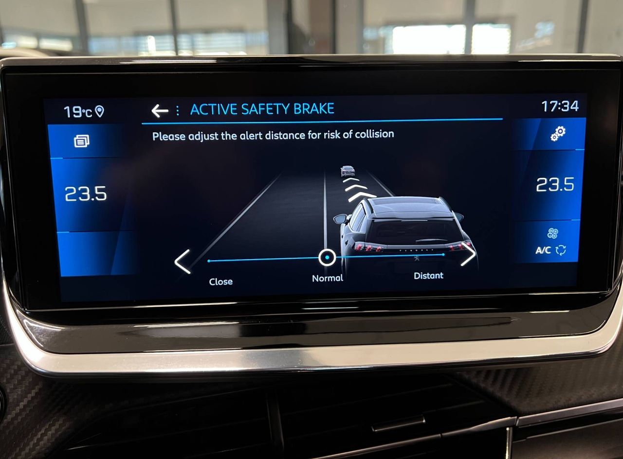 Zunanja slika - Peugeot 2008 - 1.2-130KM-GT-LINE-FULL-LED-KAM-PANO-VIRTUAL-ASSIST - 18