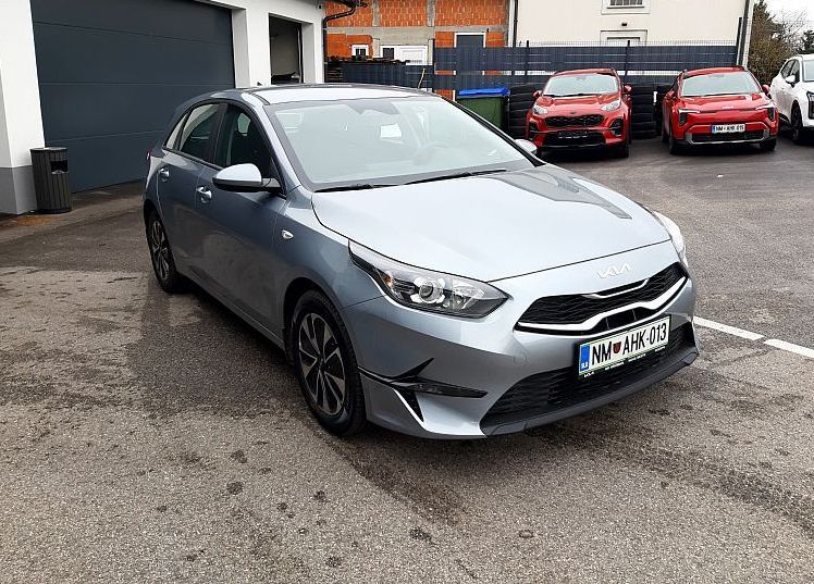 Zunanja slika - KIA Ceed - 1.0 T-GDi LX Champion+ ISG. M T 74 kW - 2