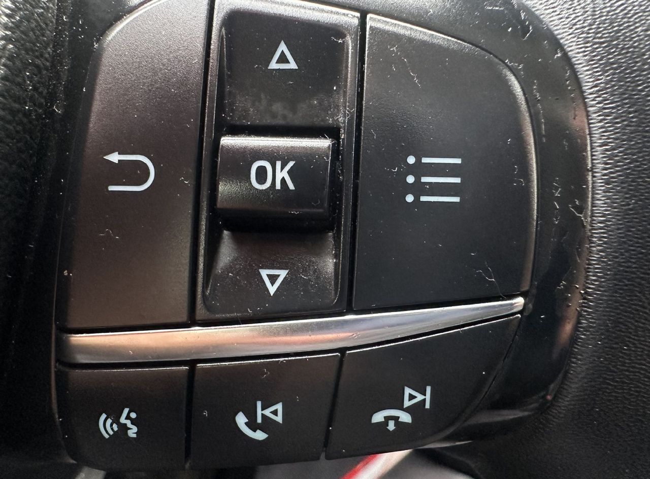 Zunanja slika - Ford Focus - Connect 1.5 EcoBlue 88KW.NEMŠKI+4GUME.KAMERA.LED - 9