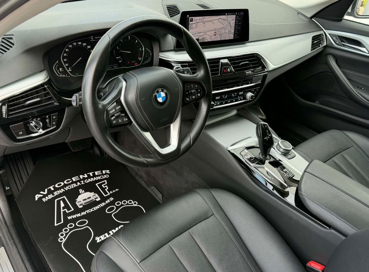 Zunanja slika - BMW Serija 5 - Touring: 530d-AUT-LED-110.000km-LIZING ZA TUJCE-4X KLIMA - 9