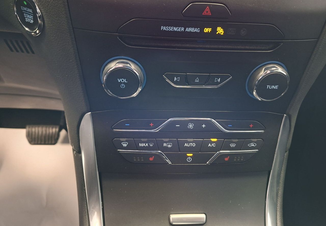 Zunanja slika - Ford S-MAX - 2.0 EcoBlue 110 kW FWD Titanium Auto-LED-NAVI- - 10