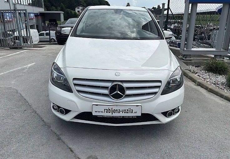 Zunanja slika - Mercedes-Benz B-Razred - 180 CDI LEPA KOMBINACIJA VOZILA - 5