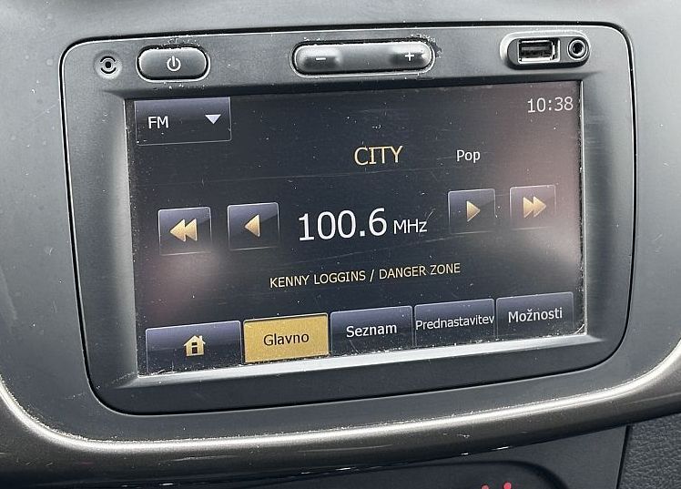 Zunanja slika - Dacia Sandero - 0.9 TCE STEPWAY PRESTIGE - 7