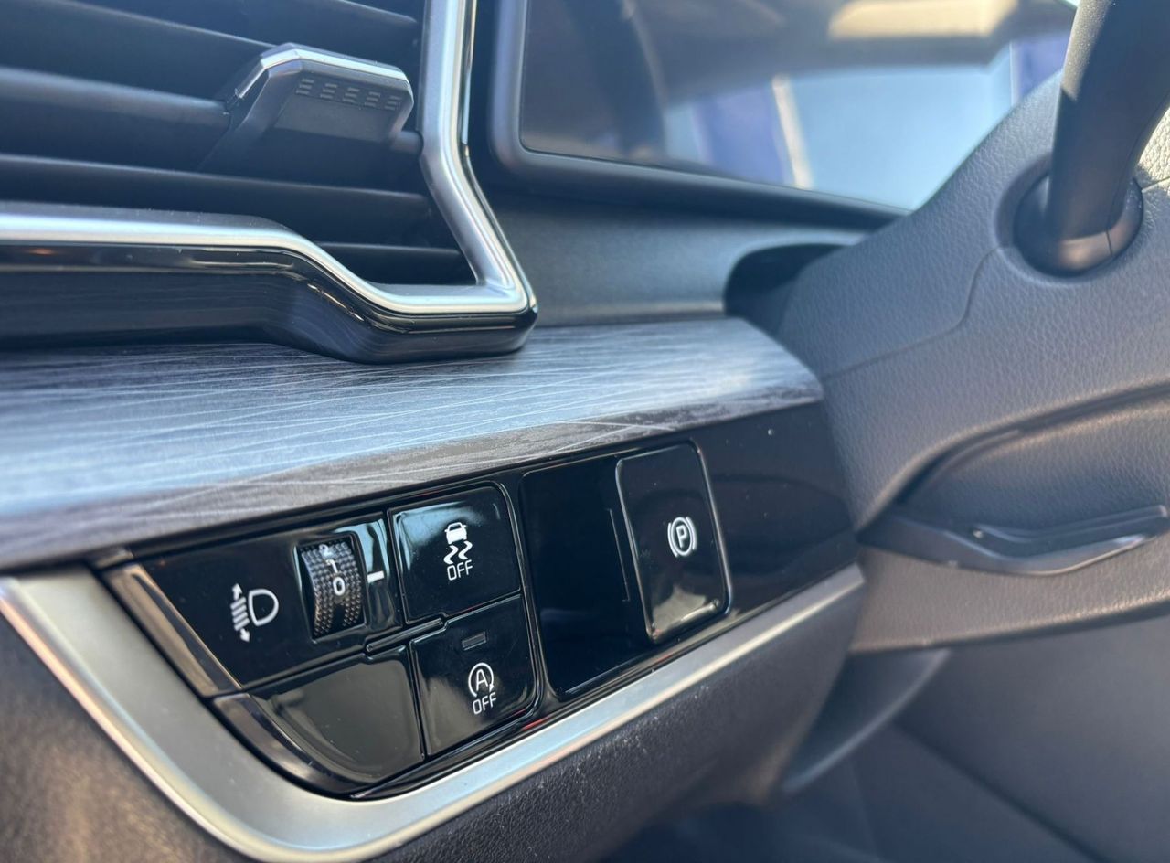 Zunanja slika - KIA Sportage - 1.6 T-GDI LX Fresh SLO-1.LAST.-TEMPOMAT-KAMERA - 13