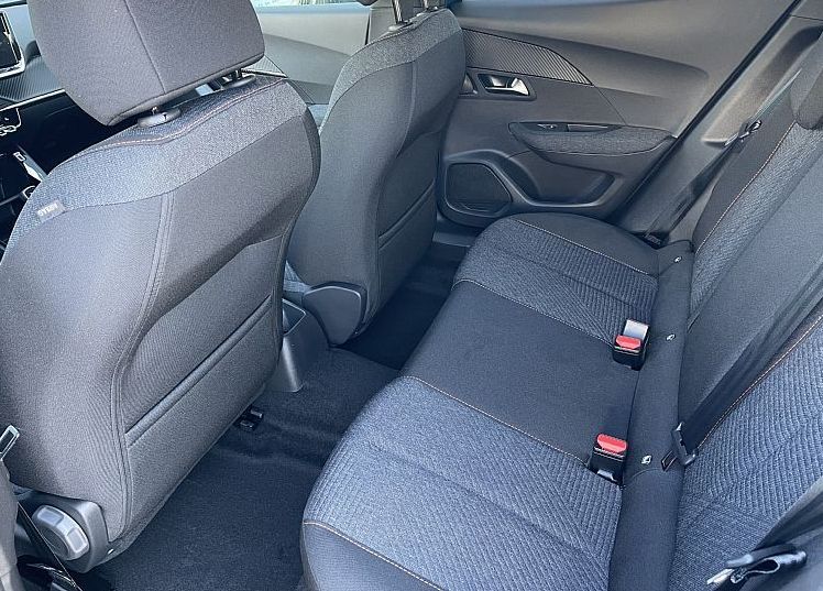 Zunanja slika - Peugeot 2008 - ACTIVE PACK PureTech 100 STT €6.4 - 6