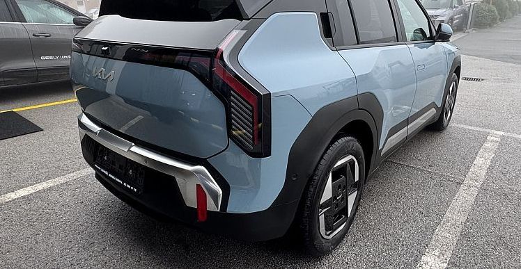 Zunanja slika - KIA EV3 - KIA  SKY  58.3 kWh  - 204 KM - 3