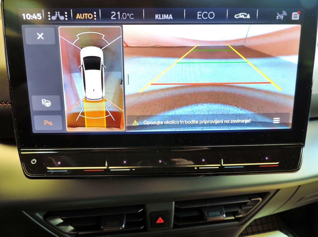 Zunanja slika - Cupra Born - Boost 170 Kw  ACC-LED-KAMERE 360-MRTVI KOT - 16