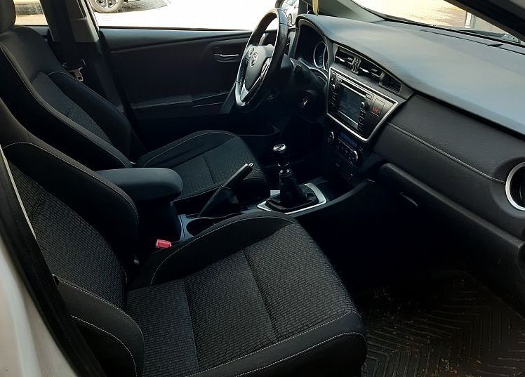 Zunanja slika - Toyota Auris - TS 1.4 D-4D Luna - 8