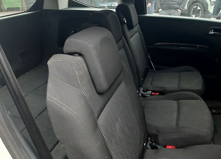 Zunanja slika - Peugeot 5008 - Confort Pack 1.6 HDi FAP - 9