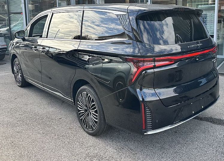 Zunanja slika - Forthing - - V9 PHEV - 3