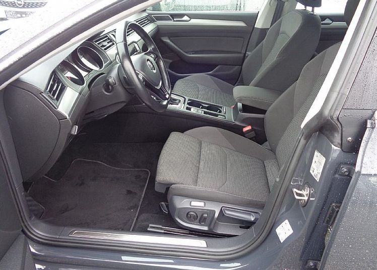 Zunanja slika - VW Arteon - 2.0 TDI AUTOMATIC - SAMO 102.000km - VLEČNA KLJUKA - 5