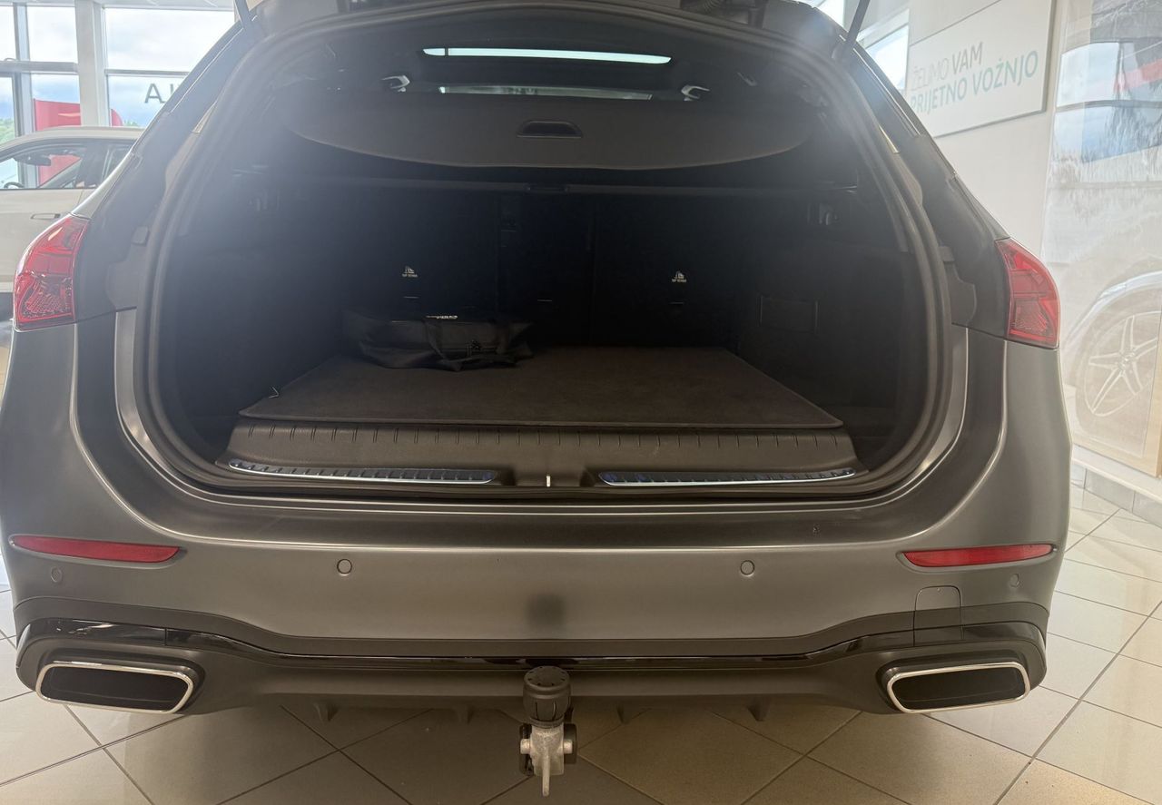 Zunanja slika - Mercedes-Benz C-Razred - C 300e T AMG Line Avt.-360KAM-VIRTUAL-AMBIENT+-MAT - 19