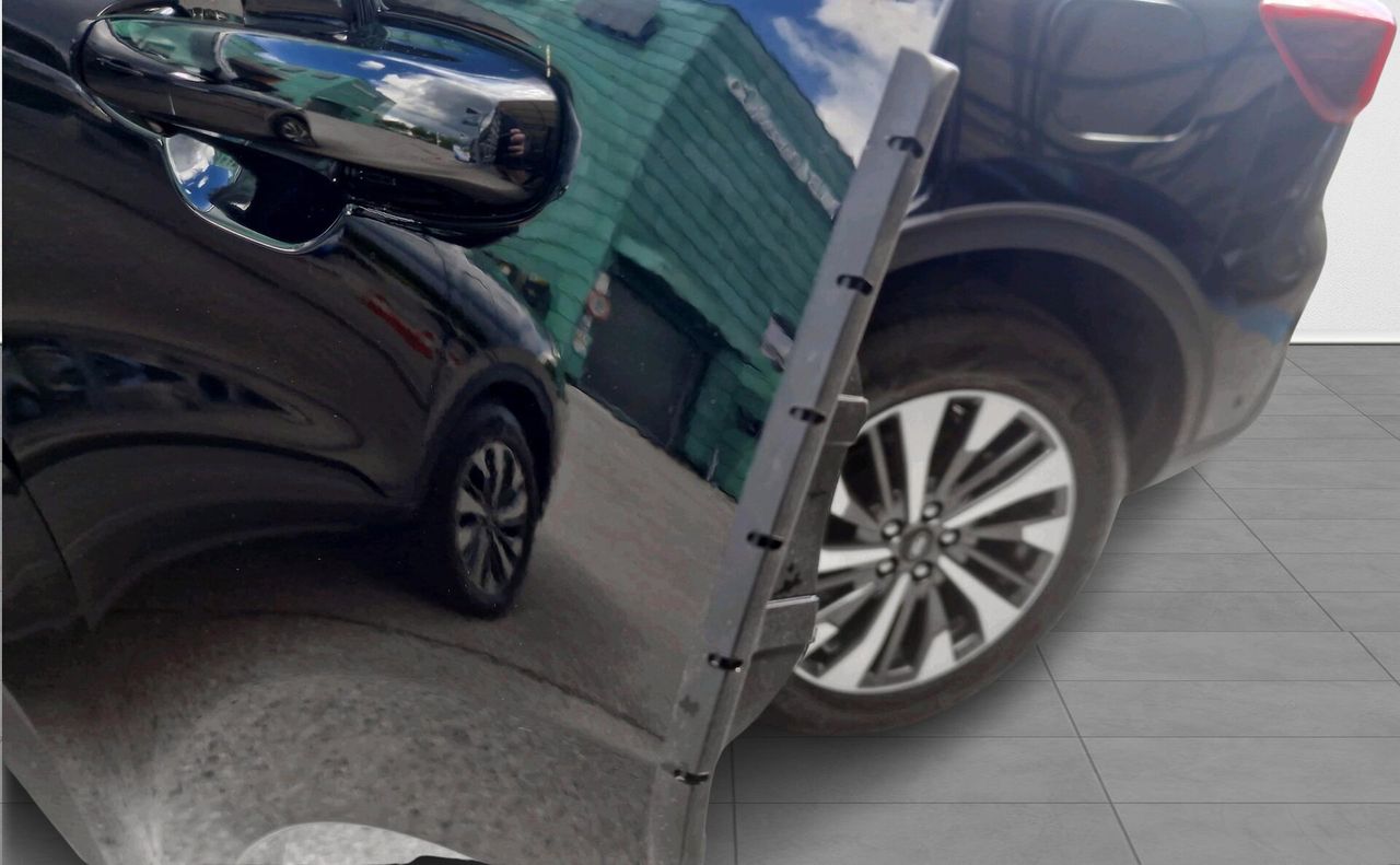Zunanja slika - Ford Kuga - 2.5 PHEV Titanium CVT-SLO-RADAR-ZIM.PAK-NAI-KEYLES - 9