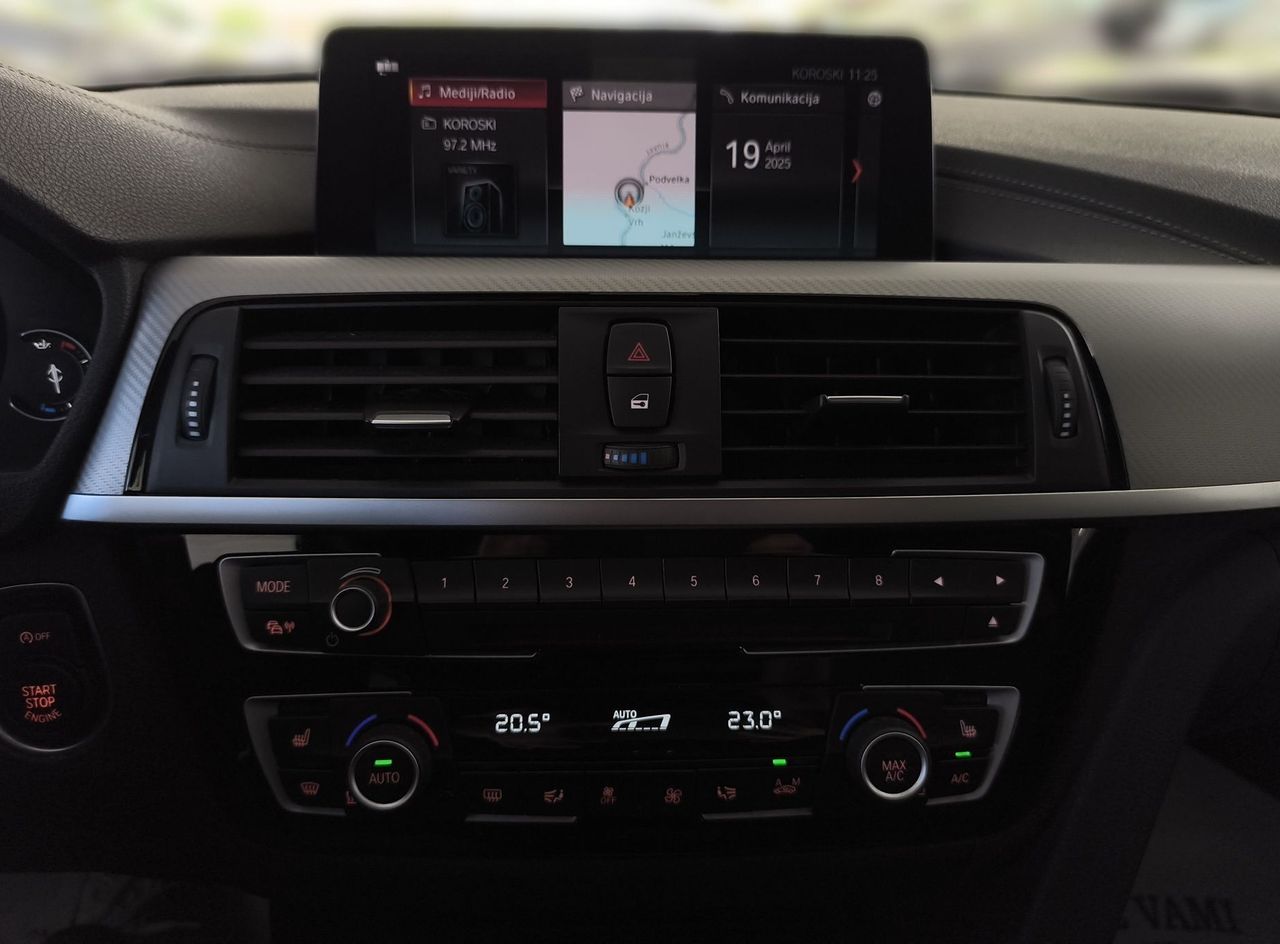 Zunanja slika - BMW Serija 3 - Touring: 318i AVT M SPORT-LED-USNJE-ŠPORTNI SEDEŽI-VIRTU - 13