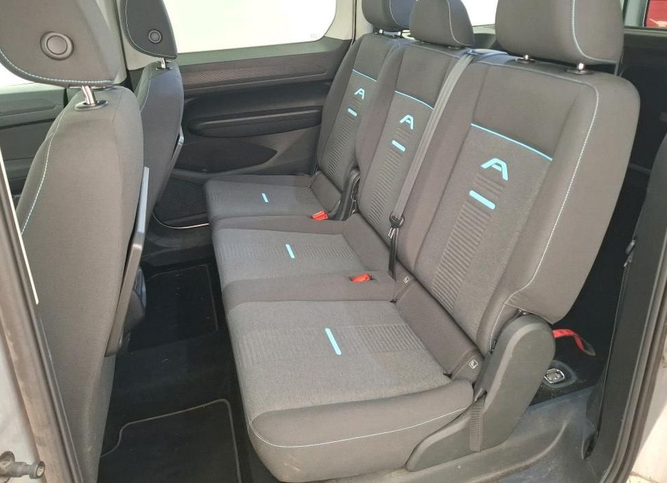 Zunanja slika - Ford Tourneo Connect - Grand 2.0 EcoBlue.PANORAMA.KAMERA.KLJUKA.24MES.JA - 9