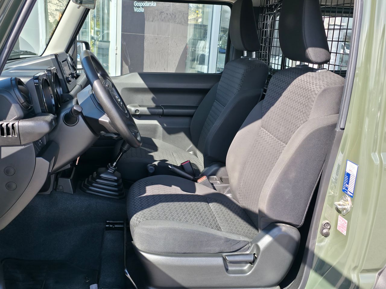 Zunanja slika - Suzuki Jimny - 1.5 Comfort AllGrip 4x4 - 4