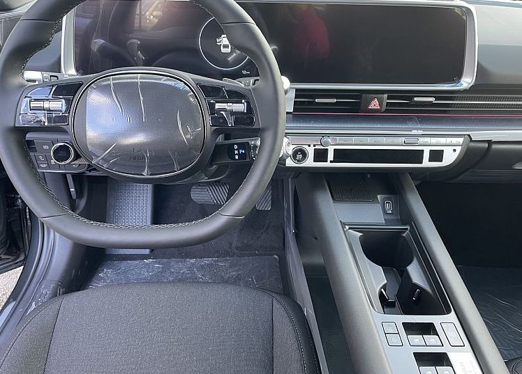 Zunanja slika - Hyundai Ioniq 6 - BEV 77KWH PREMIUM + WINTER. EL. KLJUKE - 6