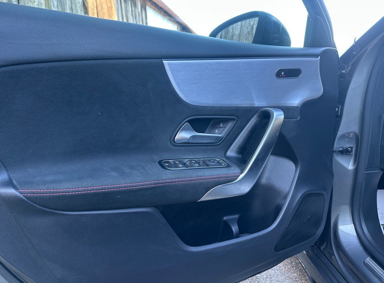 Zunanja slika - Mercedes-Benz A-Razred - 35 AMG 4MATIC + DTC LED KAM NAVI PDC RADAR TOP - 12