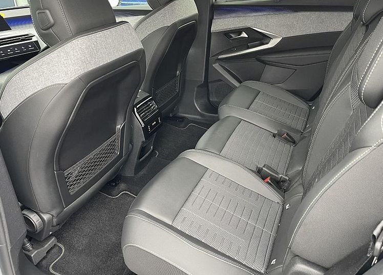 Zunanja slika - Peugeot 5008 - GT HIBRID 145 e-DCT - 7