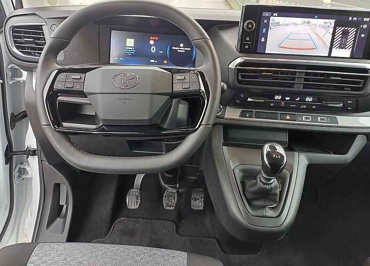 Zunanja slika - Toyota Proace - Verso 2.0 D-4D 106kW Family Medium - 5