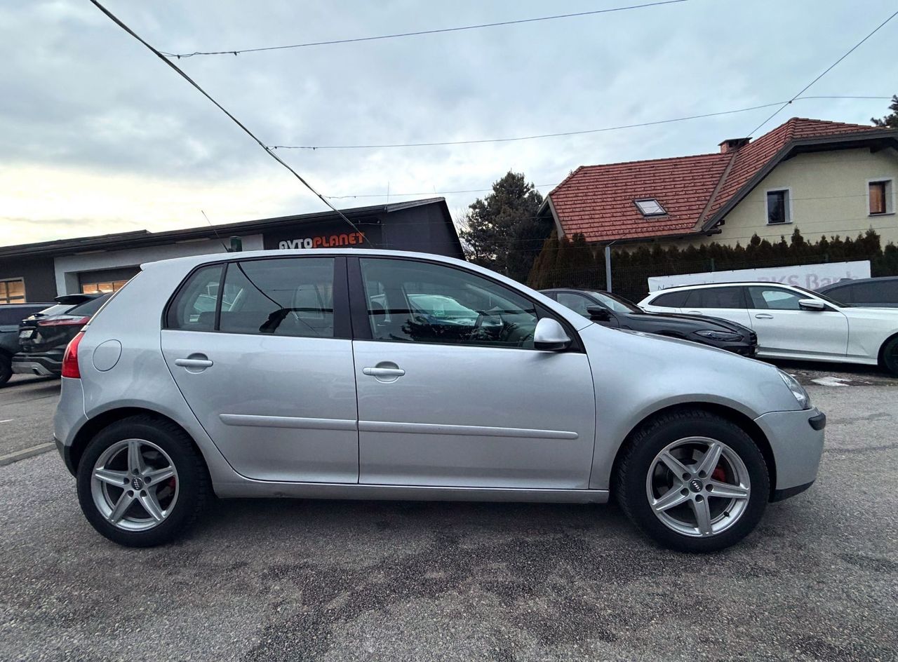 Zunanja slika - VW Golf - V 1.9 TDI SLO.VOZILO MULTIMEDIJA TEMPOMAT ALU16 - 6