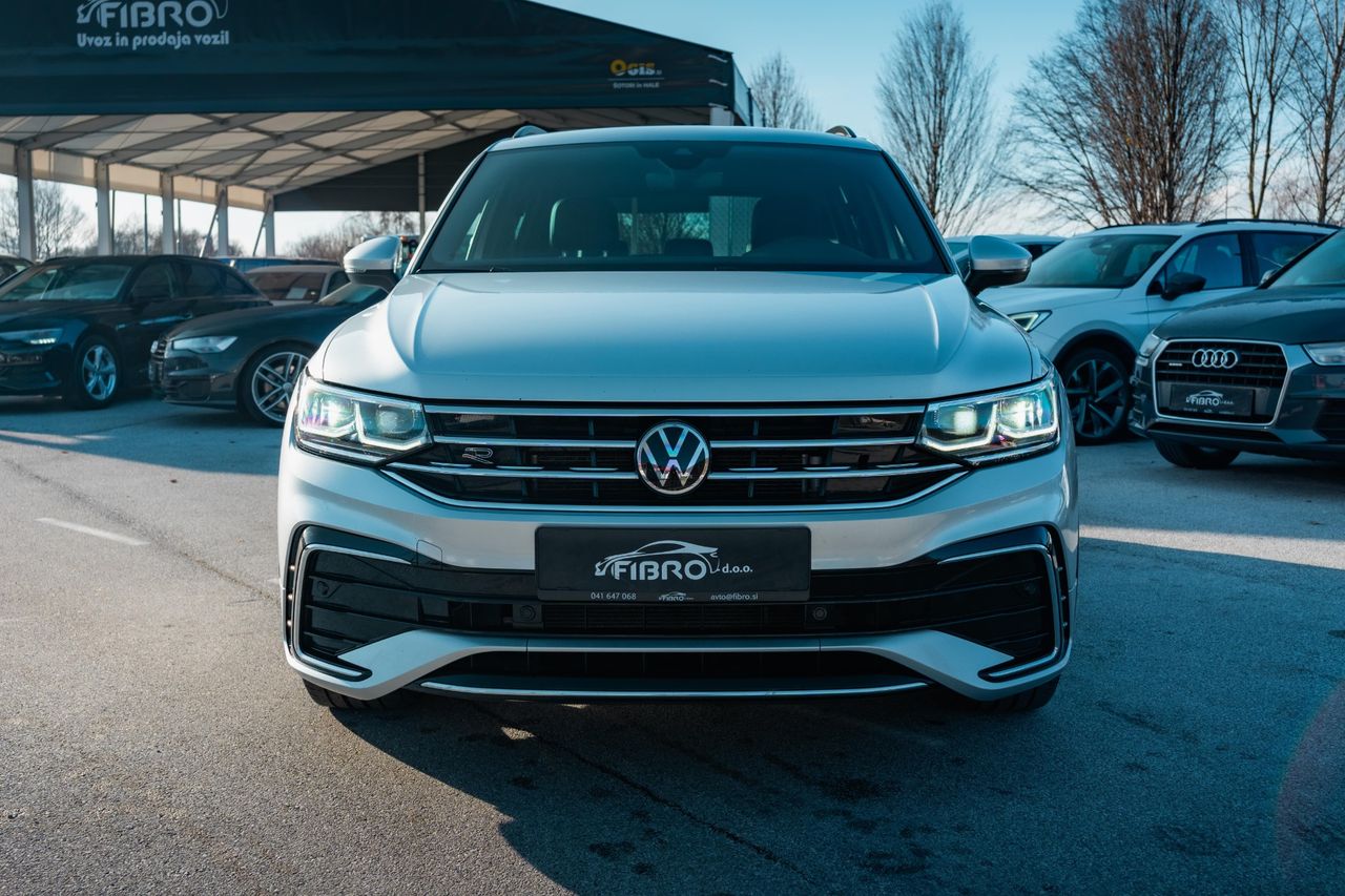 Zunanja slika - VW Tiguan - 4motion 2,0 TDI BMT R-Line DSG - 2