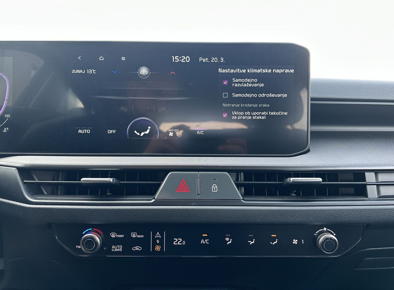 Zunanja slika - KIA Stonic - 1.0 T-GDi LX Life DCT - 11