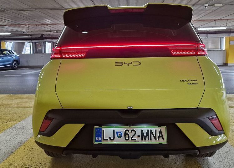 Zunanja slika - BYD DOLPHIN SURF - COMFORT 43.2 kWh 115kW - 4