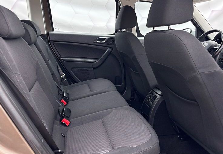 Zunanja slika - Škoda Yeti - 4x4 2.0 TDI  - 17COL - NAVI - KLIMA - 10