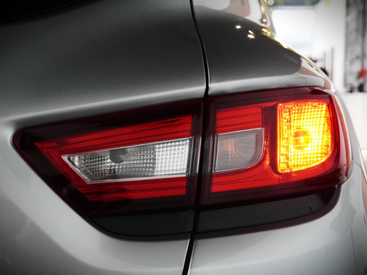 Zunanja slika - Renault Clio - 1,2 16V Zen - 8