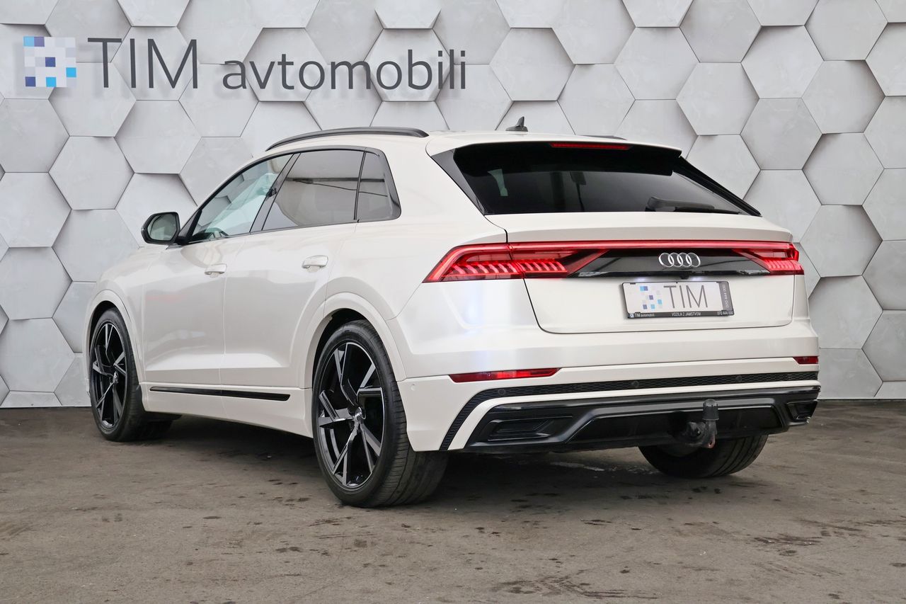 Zunanja slika - Audi Q8 - 50TDI Quattro Tiptronic 3xS-Line 286KM - 4