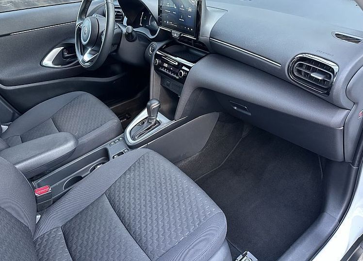 Zunanja slika - Toyota Yaris Cross - 1.5 VVT-i hibrid-KAMERA-KEYLESS-17COL-ACC-LINE ASS - 10