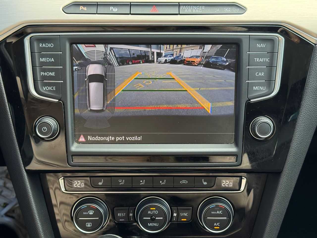 Zunanja slika - VW Passat Variant - 2.0 TDI BMT HIGHLINE 150KM PANORAMA VL.KLJUKA ACC - 15
