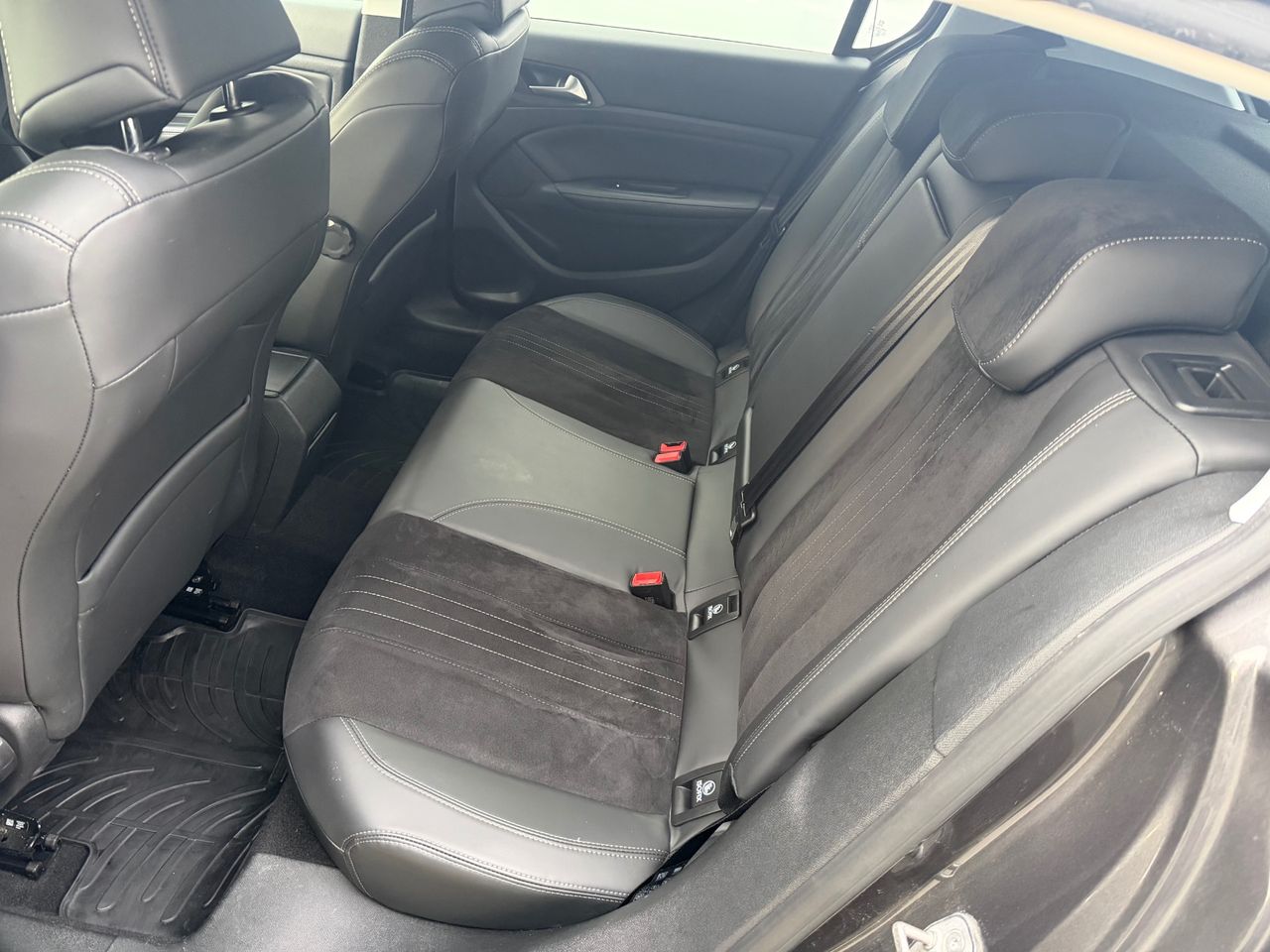 Zunanja slika - Peugeot 308 - 1,2 e-THP PureTech Allure - 12